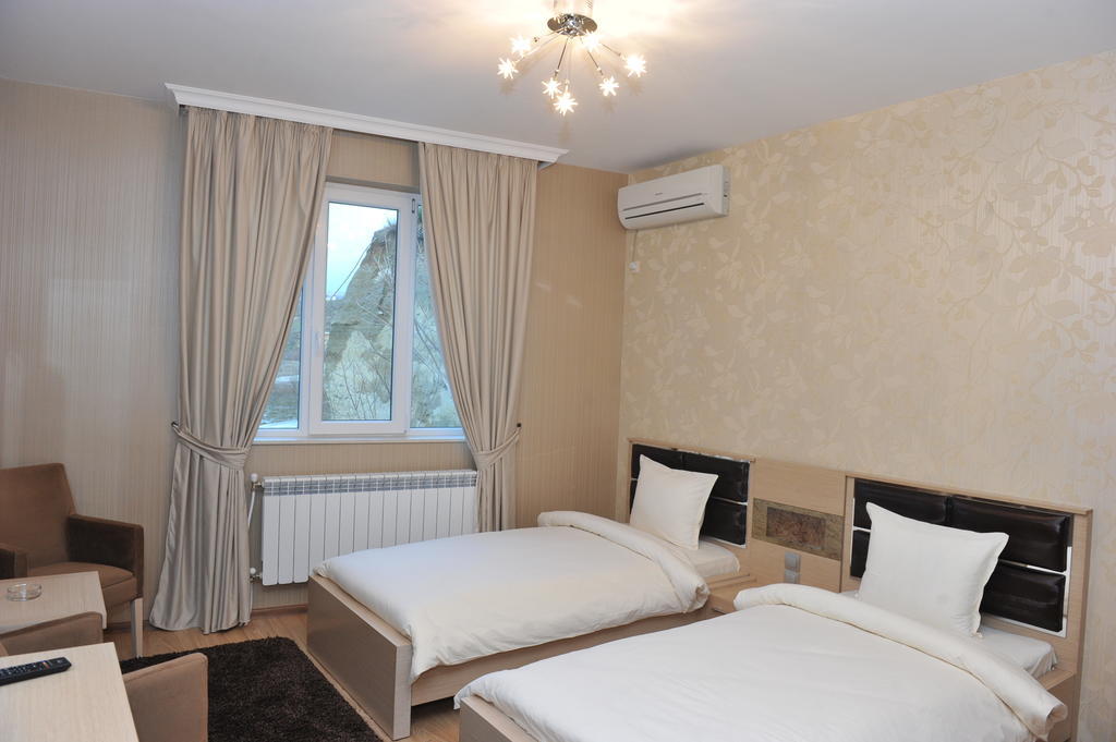Eros Motel Sandanski Oda fotoğraf