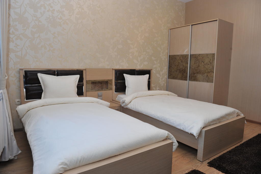 Eros Motel Sandanski Oda fotoğraf