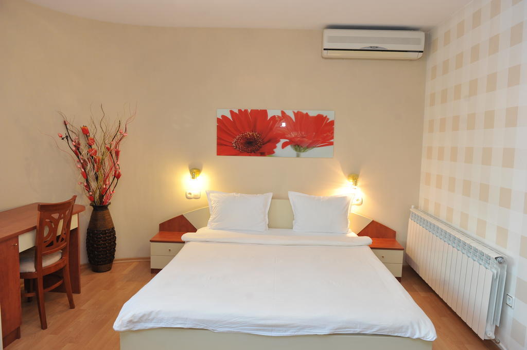 Eros Motel Sandanski Oda fotoğraf